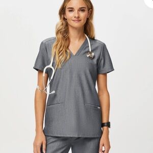 FIGS Women's Graphite Gray Casma and Kade Scrub Set